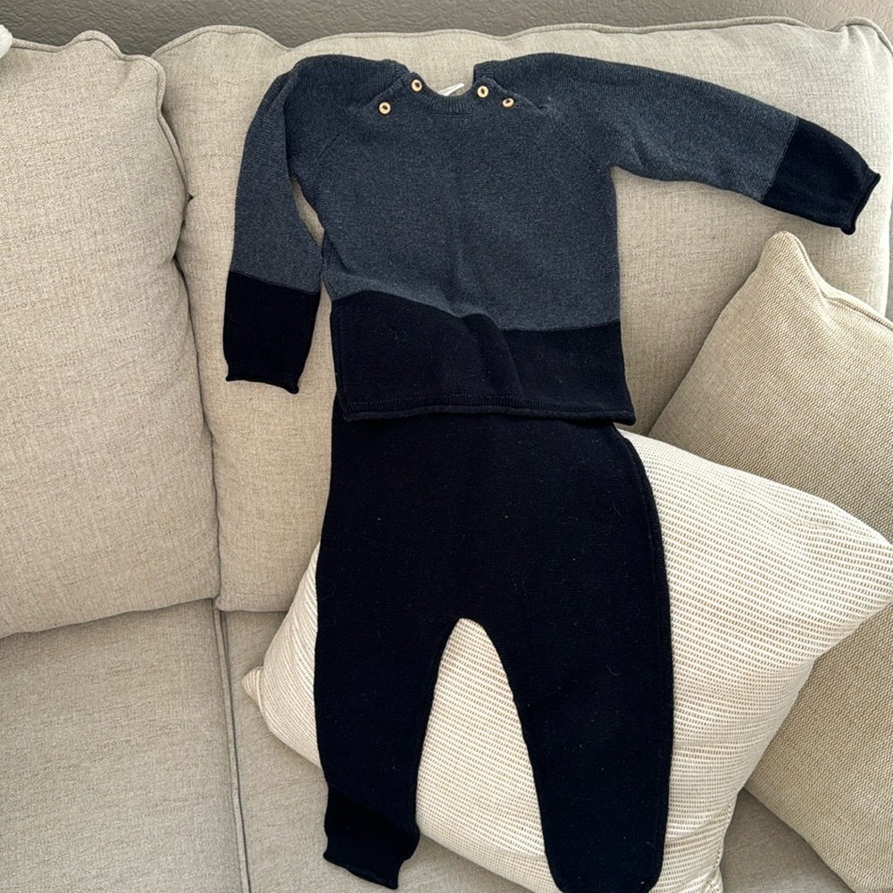 H&M Knitted boy set - top and bottom. Size U.S. 2T